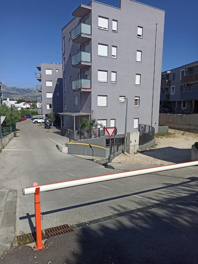 Cosy Apartment Terrano -Free Private Parking Split Buitenkant foto